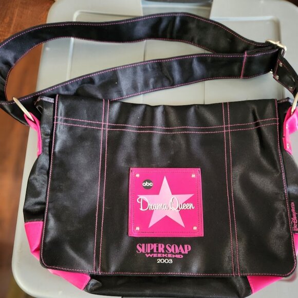 Disney soap weekend drama queen bag 2003 - Picture 1 of 6